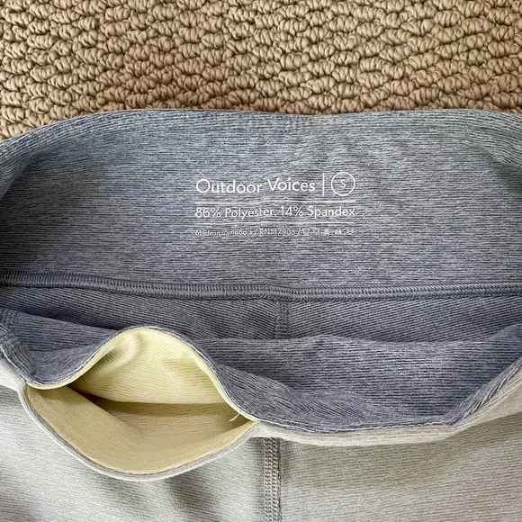 Outdoor Voices Tri-Tone Warmup Leggings - Picture 5 of 5